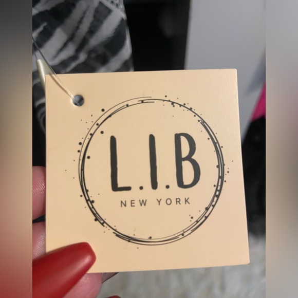 NWT L.I.B. Sleeveless Sheer Kimono Animal Print - Picture 4 of 12